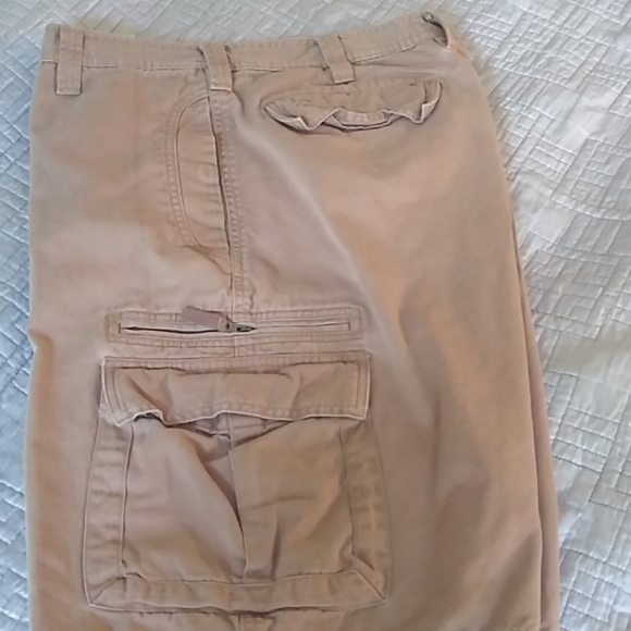 Men's Cargo shorts - Picture 1 of 6